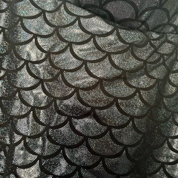 Mermaid Scales Black Glitter Circle Skirt | Size 2x - Picture 3 of 4